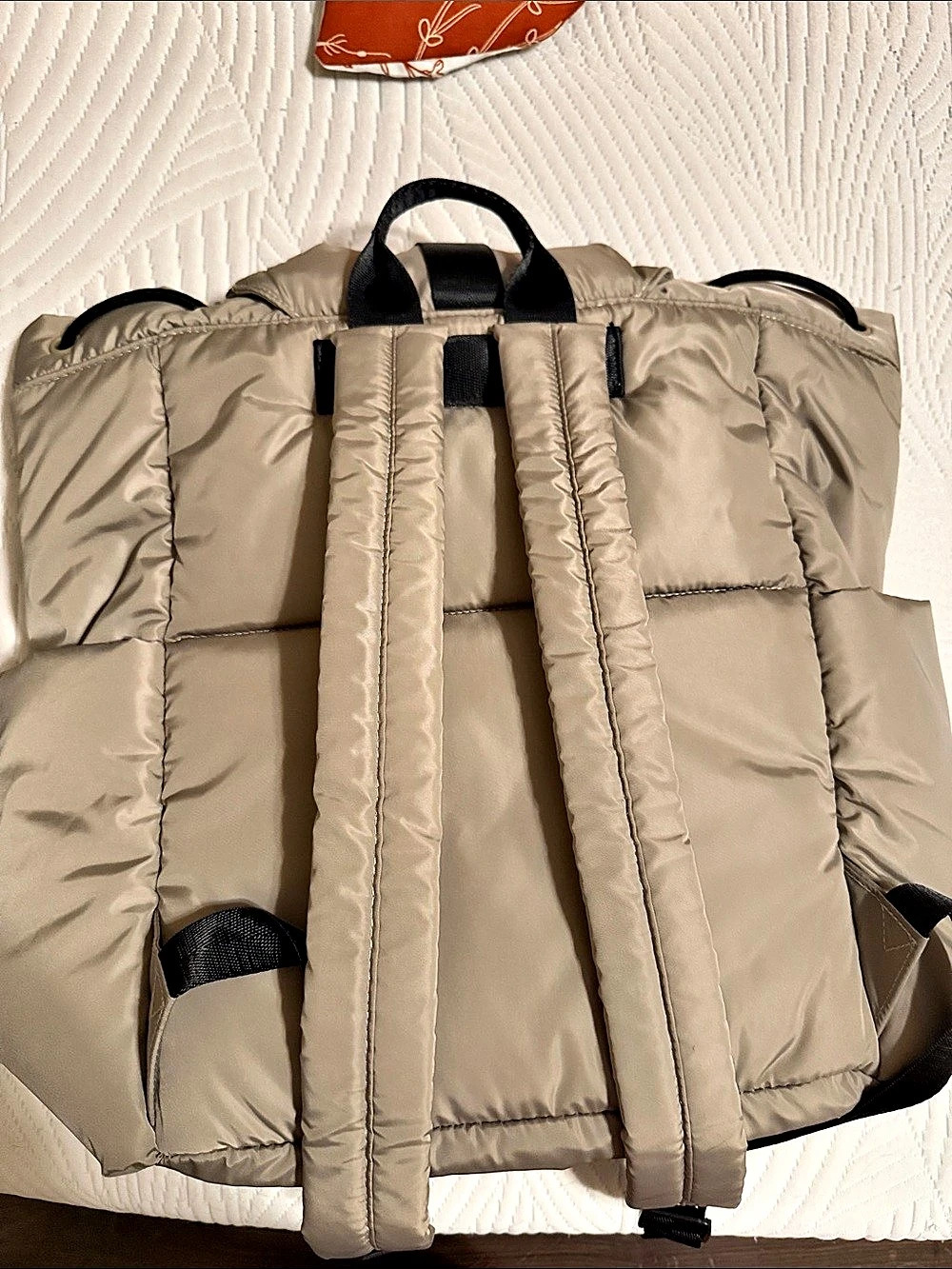 Puffer Backpack Beige - Picture 2 of 3